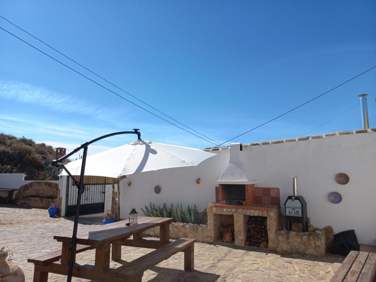 Cuevas Barrio Las Santas Huescar Luaran gambar